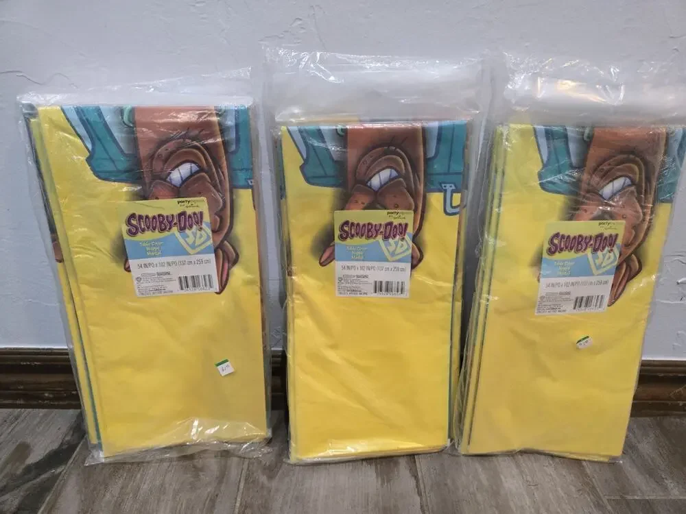 VTG 2006 Party Express Hallmark Scooby-Doo Plastic Table Covers 54x102 (3) NOS
